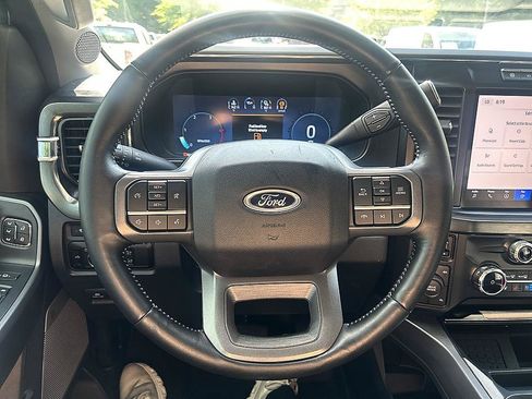 Used 2024 Ford F250 Lariat AWD/4WD image 14