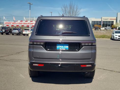 New 2026 Jeep Grand Wagoneer Limited AWD/4WD image 13