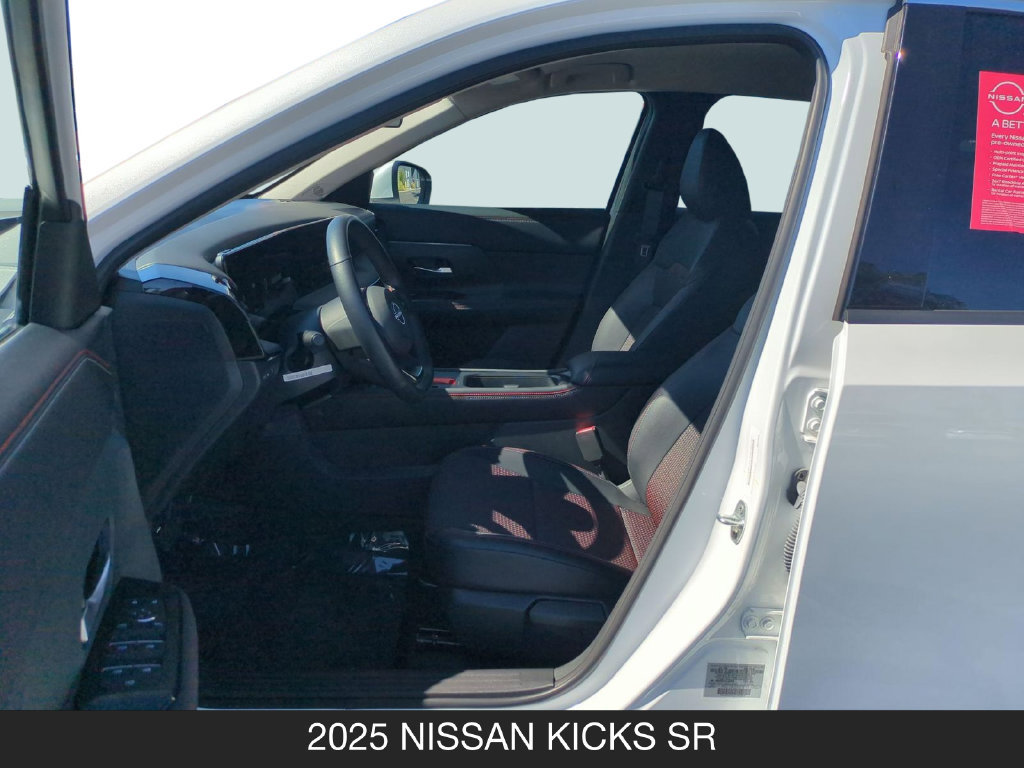Used 2025 Nissan Kicks SR FWD image 14
