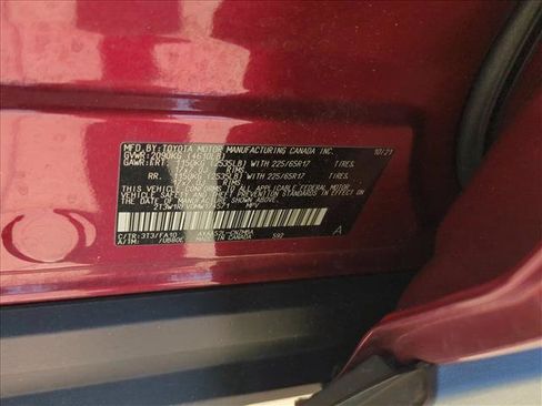 Used 2021 Toyota RAV4 XLE w/ Convenience Package FWD image 15