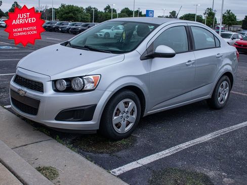 Used 2014 Chevrolet Sonic LS FWD image 1