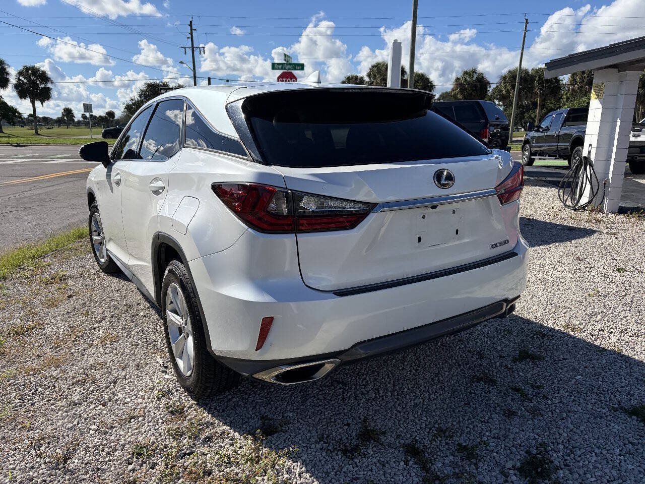 Used 2017 Lexus RX 350 AWD w/ Accessory Package image 28