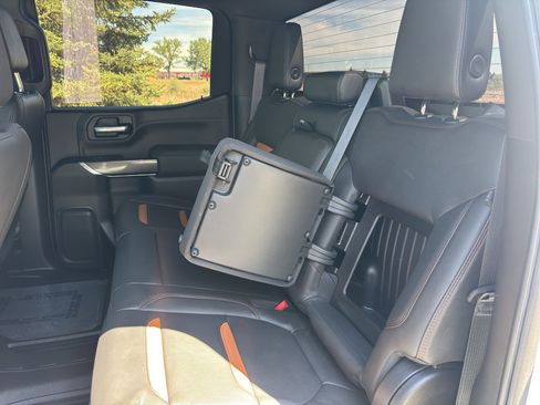 Used 2021 GMC Sierra 1500 AT4 AWD/4WD image 14