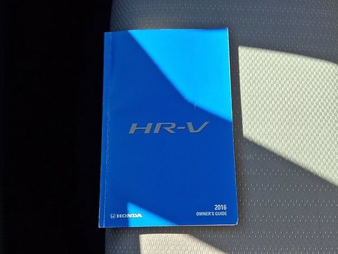 Used 2016 Honda HR-V EX image 27