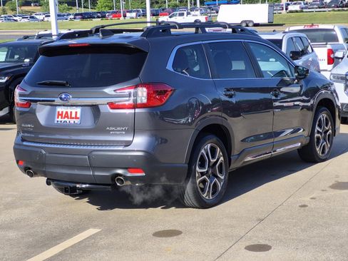 Used 2025 Subaru Ascent Limited AWD/4WD image 6