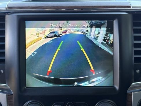 Used 2017 RAM 1500 Laramie image 22