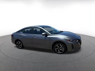 Used 2025 Nissan Sentra SV FWD video 2