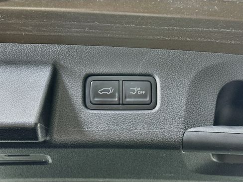 Used 2025 Kia Telluride S FWD image 33