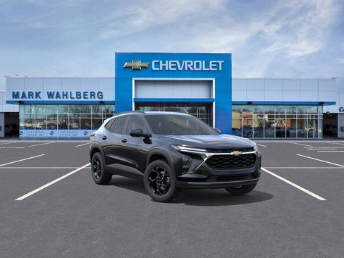 New 2026 Chevrolet Trax LT w/ Driver Confidence Package image 25