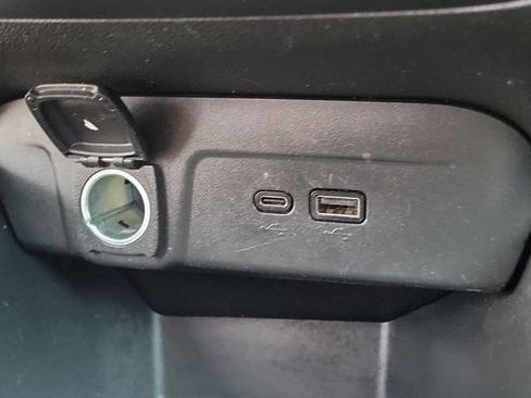 Certified 2024 Chevrolet Trax RS w/ Driver Confidence Package image 28