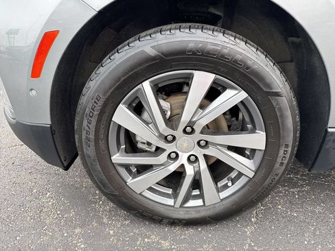 Used 2024 Chevrolet Equinox Premier AWD/4WD image 10