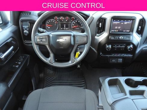 Used 2020 Chevrolet Silverado 1500 Custom w/ Custom Value Package RWD image 16