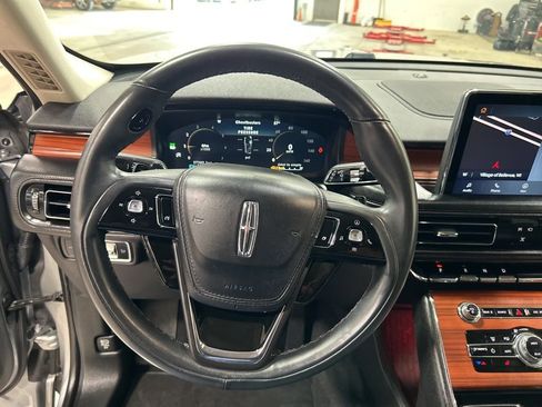 Certified 2024 Lincoln Aviator Reserve image 15