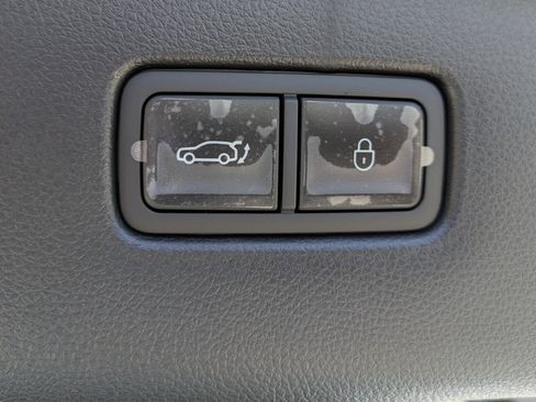 New 2026 Genesis GV70 3.5T Sport Advanced AWD/4WD image 17