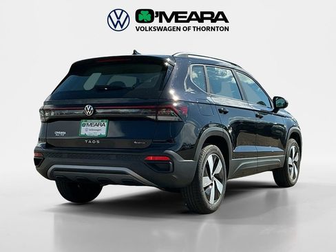 Certified 2025 Volkswagen Taos S AWD/4WD image 5