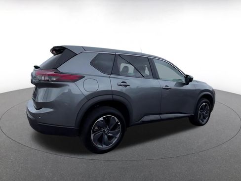 Used 2025 Nissan Rogue SV FWD image 15