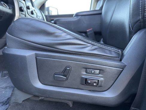 Used 2015 RAM 2500 Laramie image 24