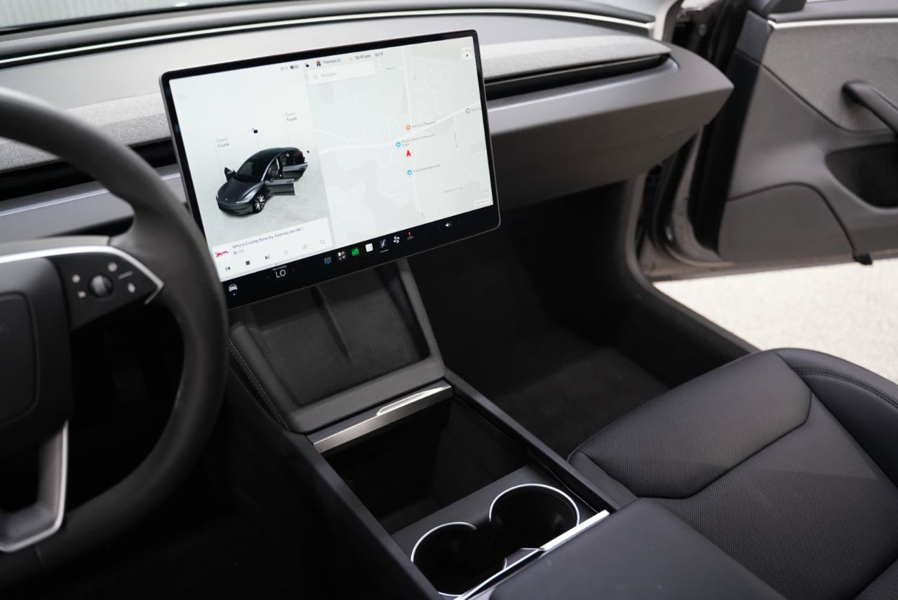 Used 2025 Tesla Model 3 Long Range RWD image 15