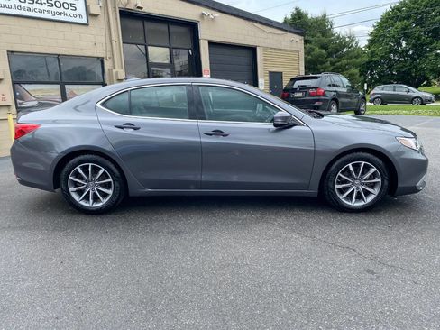 Used 2019 Acura TLX w/ Technology Package FWD image 2