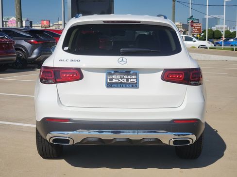 Used 2022 Mercedes-Benz GLC 300 image 6