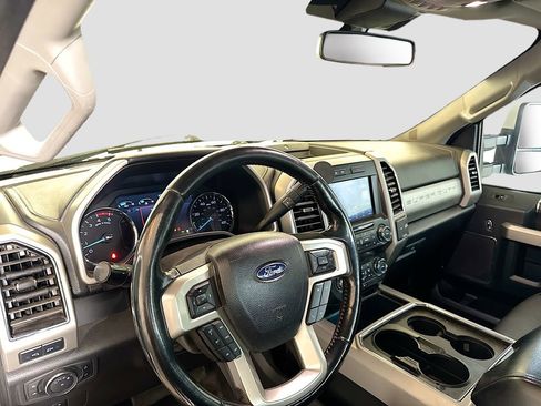 Used 2021 Ford F250 Lariat AWD/4WD image 11