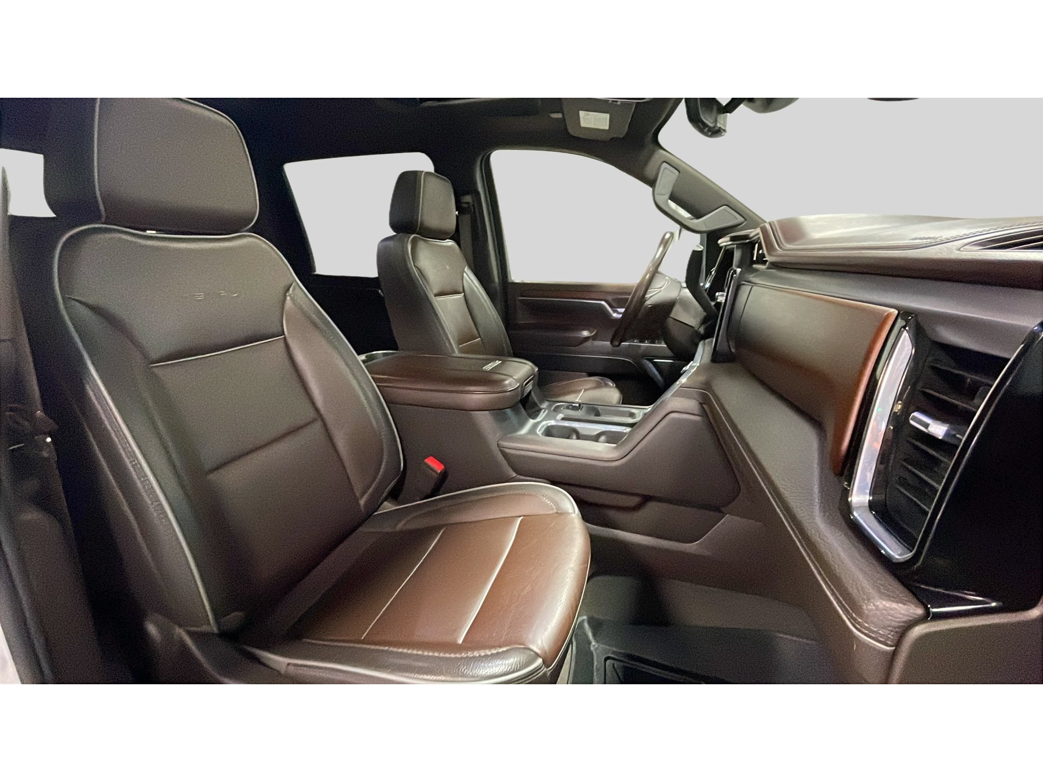 Used 2024 GMC Sierra 2500 Denali w/ Denali Reserve Package AWD/4WD image 18