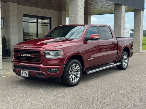 Used 2021 RAM 1500 Laramie w/ Sport Appearance Package AWD/4WD image 3