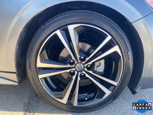 Certified 2020 Nissan Sentra SR image 10