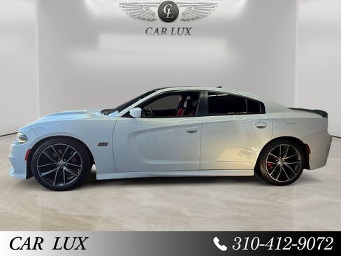 Used 2015 Dodge Charger R/T Scat Pack w/ Technology Group image 2