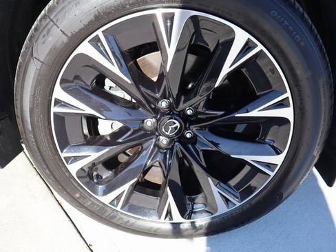 Used 2024 MAZDA CX-90 Plug-In Hybrid w/ Premium Pkg image 52