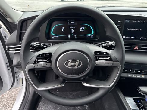 New 2026 Hyundai Elantra Blue image 23