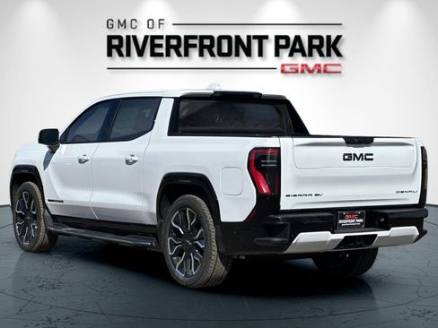 New 2025 GMC Sierra EV Denali image 5