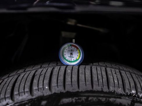 Used 2020 Mercedes-Benz G 550 w/ Exclusive Interior Package image 45