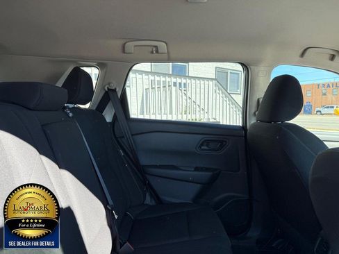 Used 2024 Nissan Rogue S image 14