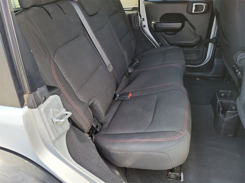 Certified 2023 Jeep Wrangler Unlimited Rubicon image 18