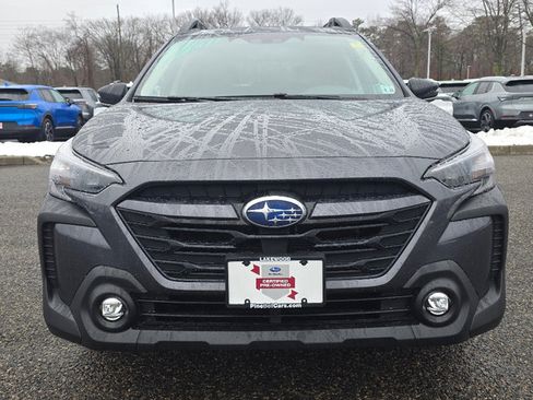 Certified 2024 Subaru Outback Premium image 10