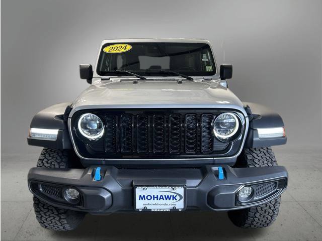 Used 2024 Jeep Wrangler Unlimited AWD/4WD image 9