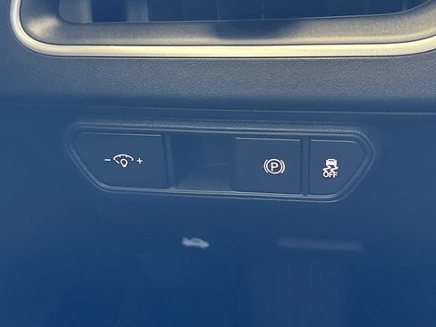 Used 2025 Kia K4 FWD image 29