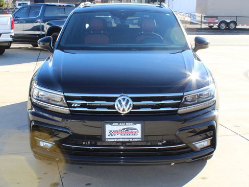 Used 2021 Volkswagen Tiguan SEL Premium R-Line image 16