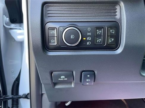 New 2026 Ford F250 Lariat w/ Black Appearance Package image 15