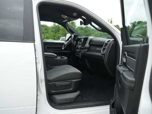 Used 2024 RAM 2500 Big Horn AWD/4WD image 18