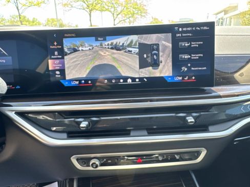 Used 2026 BMW X7 xDrive40i AWD/4WD image 26