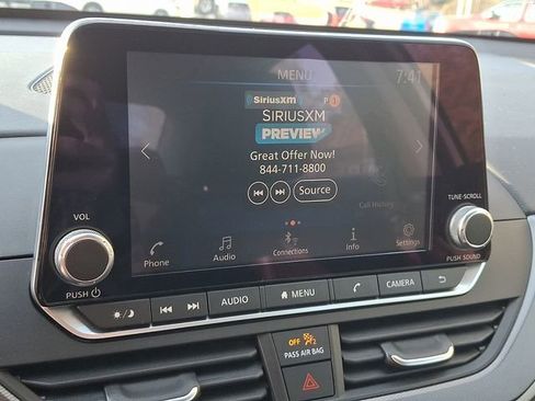 Used 2024 Nissan Altima 2.5 SR image 17