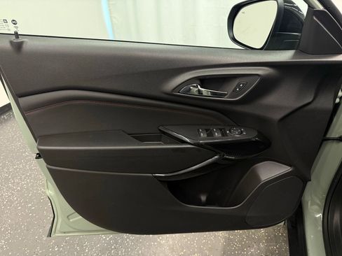 Used 2024 Chevrolet Trax RS w/ Driver Confidence Package image 9