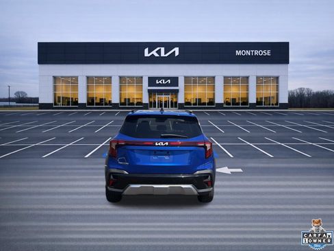 Certified 2024 Kia Seltos S FWD image 6