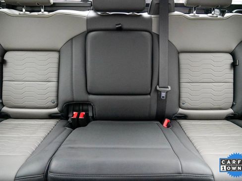 Used 2023 Chevrolet Silverado 1500 ZR2 w/ Technology Package image 7