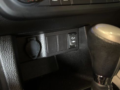 Used 2016 Toyota Corolla S image 15