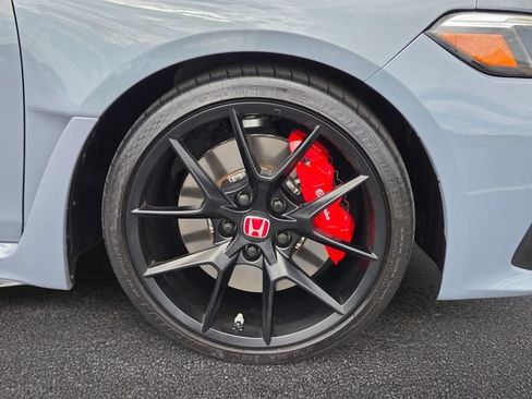 Used 2024 Honda Civic Type R image 4