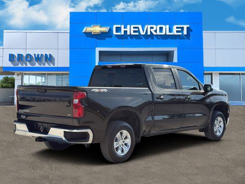 Used 2025 Chevrolet Silverado 1500 LT image 3