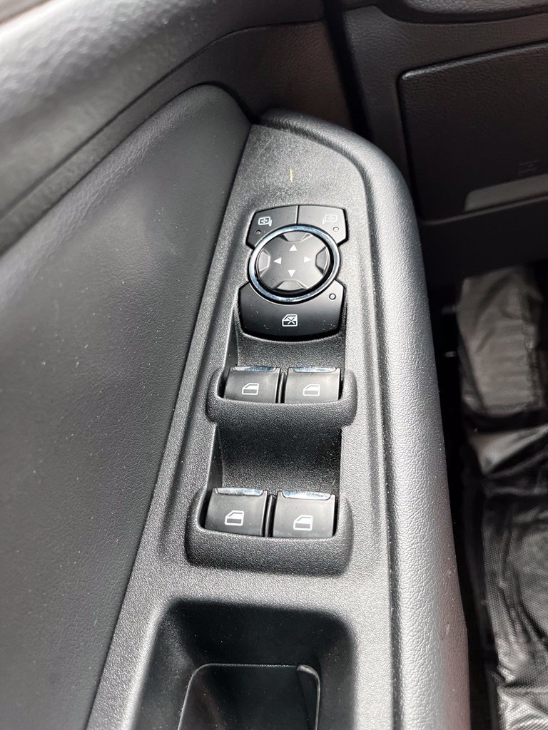 Used 2024 Ford Edge SEL AWD/4WD image 23